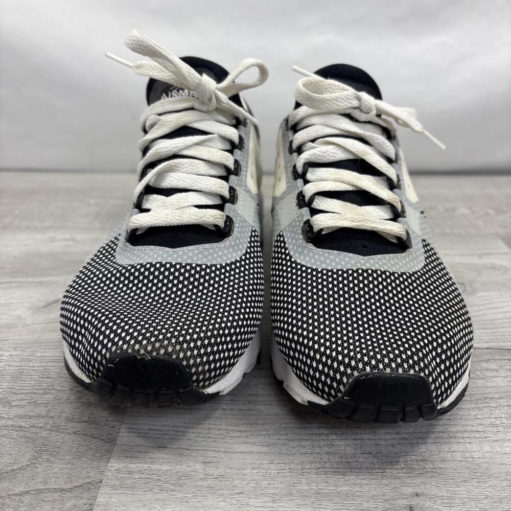 Nike Air Max Zero | Black-White-Wolf-Grey | Oreo Size 6.5Y - Picture 2 of 16